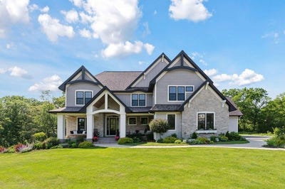 /international/us/1432-25th-street-houlton-wi-110100242683/