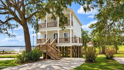 /international/us/759-baybreeze-drive-biloxi-ms-110110294727/