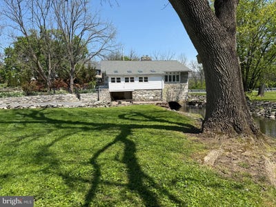 /international/us/535-s-mill-street-lebanon-pa-110102646895/