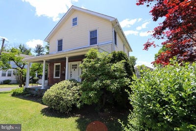 /international/us/1952-susquehanna-road-abington-pa-110108575335/