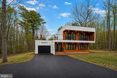 /international/us/107-teliha-drive-lehighton-pa-110107462668/
