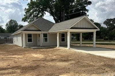 /international/us/817-n-harrell-street-wynne-ar-110106677437/