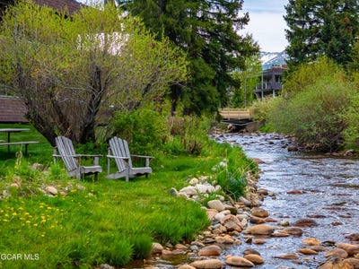 /international/us/400-hi-country-drive-winter-park-co-110109026372/