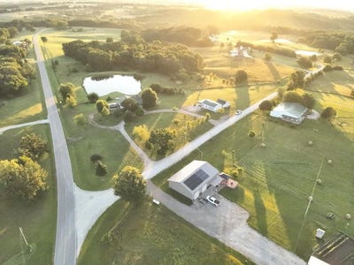 /international/us/26488-lariat-avenue-macon-mo-110100971904/