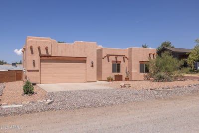 /international/us/5680-n-laura-lane-rimrock-az-110108947034/