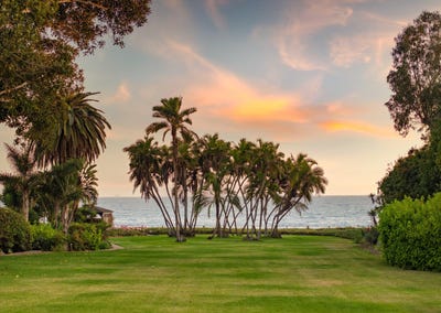 /international/us/1695-fernald-point-lane-montecito-ca-110103047012/