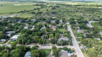 /international/us/143-rock-mont-dr-del-valle-tx-110100478469/