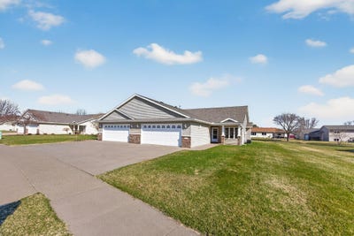 /international/us/723-14th-street-e-wabasha-mn-110107308820/