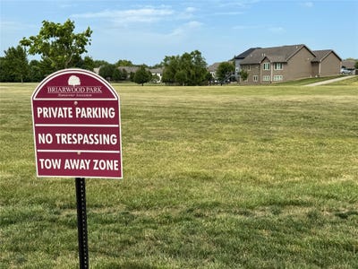 /international/us/2406-ne-oak-drive-ankeny-ia-110108723112/