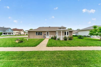 /international/us/222-w-2nd-street-carroll-ia-110108423397/