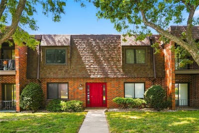 /international/us/4541-woodland-avenue-west-des-moines-ia-110109998732/