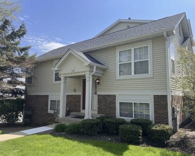 /international/us/295-holiday-lane-hainesville-il-110107780832/