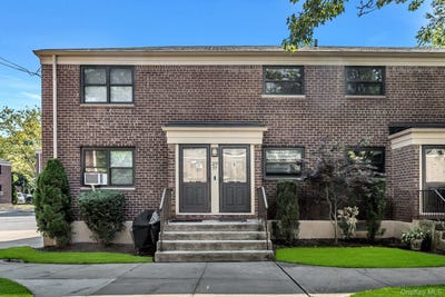 /international/us/219-57-74th-avenue-bayside-ny-110108444575/