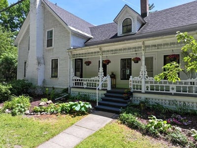 /international/us/466-e-main-street-middlebury-vt-110108769930/