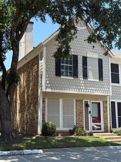/international/us/114-churchill-lane-euless-tx-110101027641/