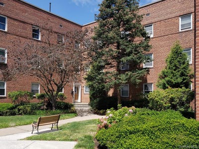 /international/us/330-s-broadway-tarrytown-ny-110109119976/