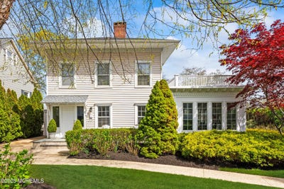 /international/us/104-lake-drive-allenhurst-nj-110099070678/