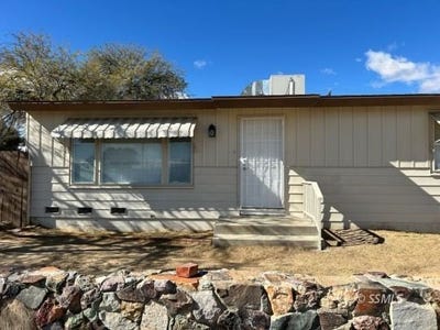 /international/us/401-n-norma-st-ridgecrest-ca-110108021358/