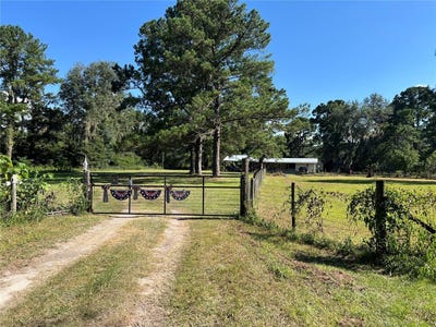 /international/us/2570-nw-155th-street-citra-fl-110094180790/