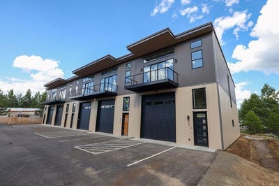 /international/us/217-simmons-street-mccall-id-110095703455/
