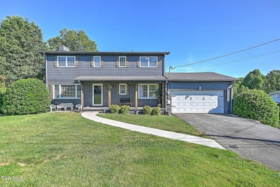 /international/us/733-navaho-trail-bristol-va-110108099993/