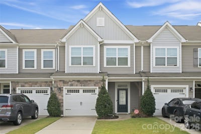 /international/us/13422-savannah-point-drive-charlotte-nc-110110332210/
