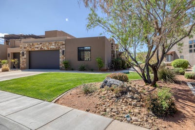 /international/us/1677-escapes-dr-st-george-ut-110099106068/