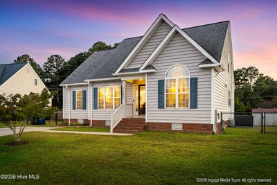 /international/us/2629-camille-drive-winterville-nc-110120094281/