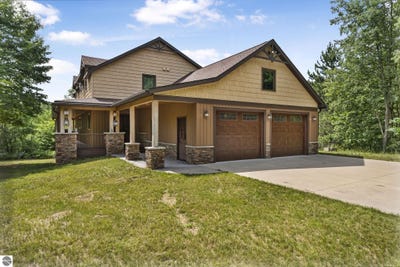 /international/us/15593-spear-road-lake-ann-mi-110100900546/?lang=zh-tw