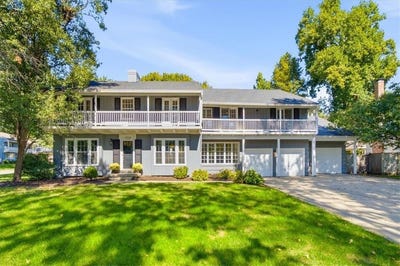 /international/us/3714-w-61st-terrace-fairway-ks-110120464854/