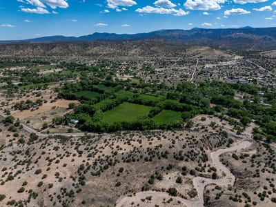 /international/us/477-county-road-142-medanales-nm-110100248383/