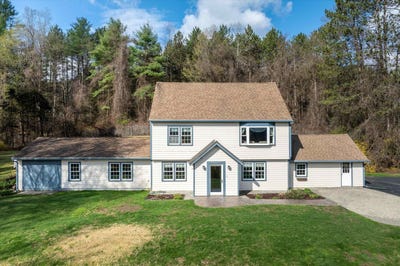 /international/us/1993-us-route-5-westminster-vt-110107464268/
