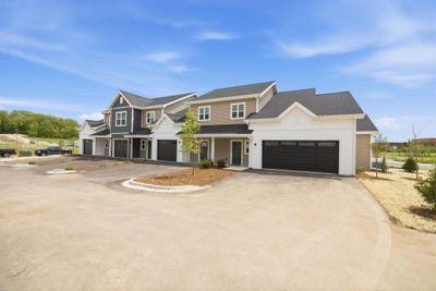 /international/us/1364-marigold-drive-fort-atkinson-wi-110108203172/