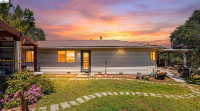 /international/us/8037-savage-way-valley-springs-ca-110107869251/