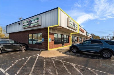 /international/us/3601-frederica-st-unit-8-owensboro-ky-110107029375/