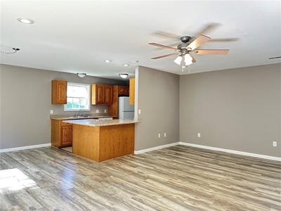 /international/us/310-sunny-valley-lane-poplar-bluff-mo-110099382863/