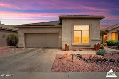 /international/us/18116-w-addie-lane-surprise-az-110108495279/