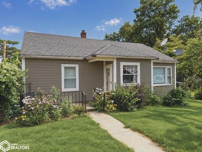 /international/us/405-s-main-street-danville-ia-110119914166/