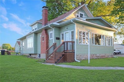 /international/us/511-w-22nd-street-higginsville-mo-110107602834/