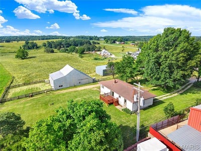 /international/us/4642-highway-185-new-haven-mo-110108635206/