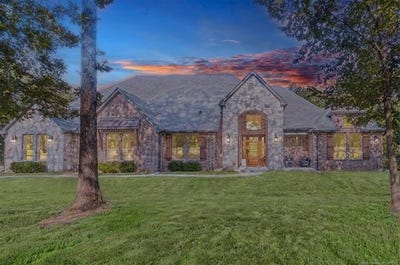 /international/us/15946-s-97th-west-avenue-sapulpa-ok-110101010795/