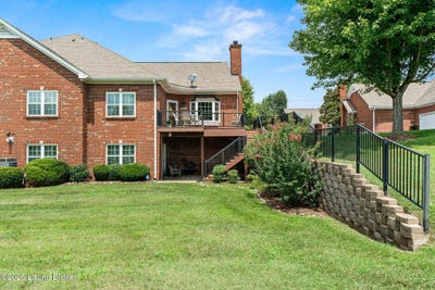 /international/us/8122-saint-andrews-village-dr-louisville-ky-110101305031/