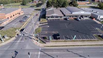 /international/us/3603-frederick-avenue-st-joseph-mo-110108347699/