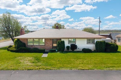 /international/us/605-w-4th-st-sprague-wa-110107638772/