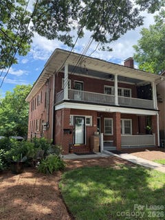 /international/us/242-e-broad-street-statesville-nc-110108346311/