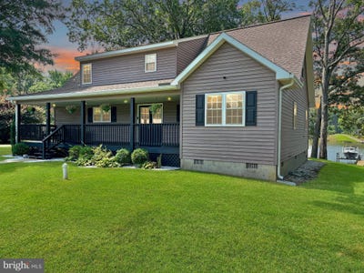 /international/us/308-apple-tree-road-montross-va-110098422324/