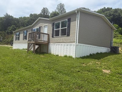 /international/us/2544-route-75-kenova-wv-110108442051/