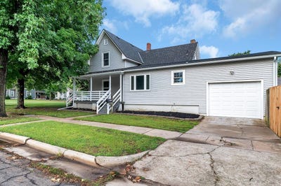 /international/us/1301-e-11th-ave-winfield-ks-110102503002/