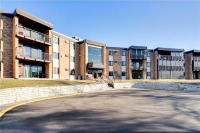 /international/us/2700-oxford-street-n-roseville-mn-110100372779/