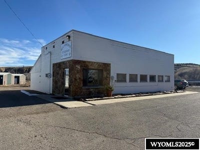 /international/us/827-s-6th-street-thermopolis-wy-110104215531/
